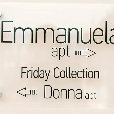 Friday Collection * Hriszí Aktí Haniá