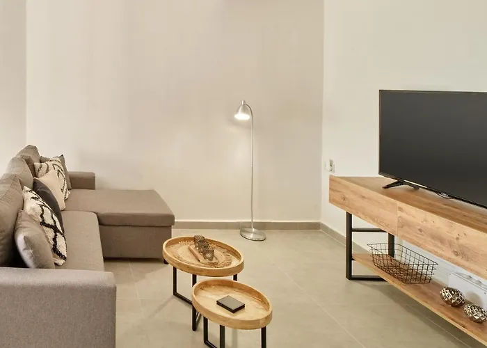 아파트 Friday Collection