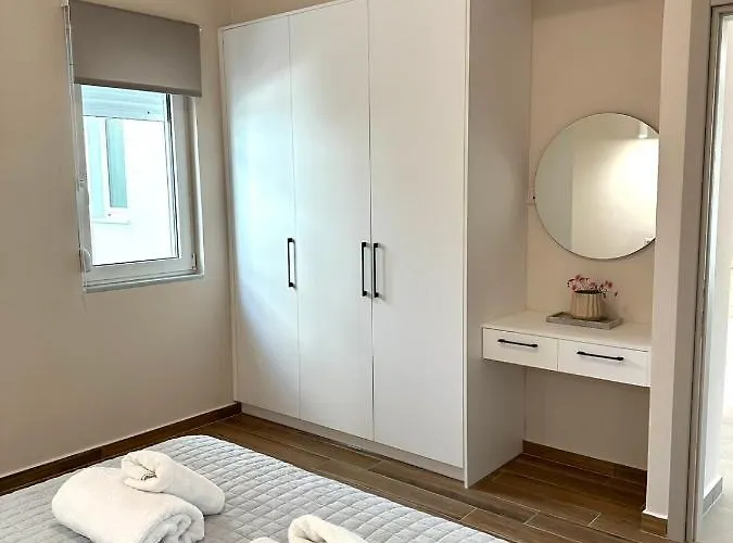 アパート Friday Collection *