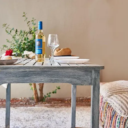 Friday Collection La Canea