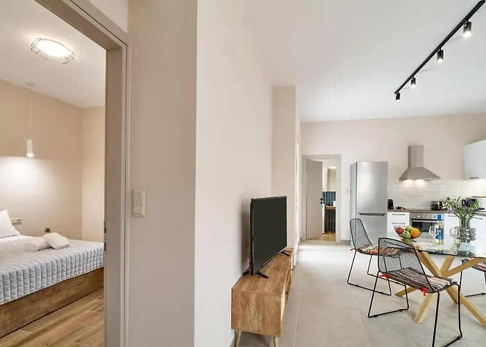 Friday Collection Χανιά